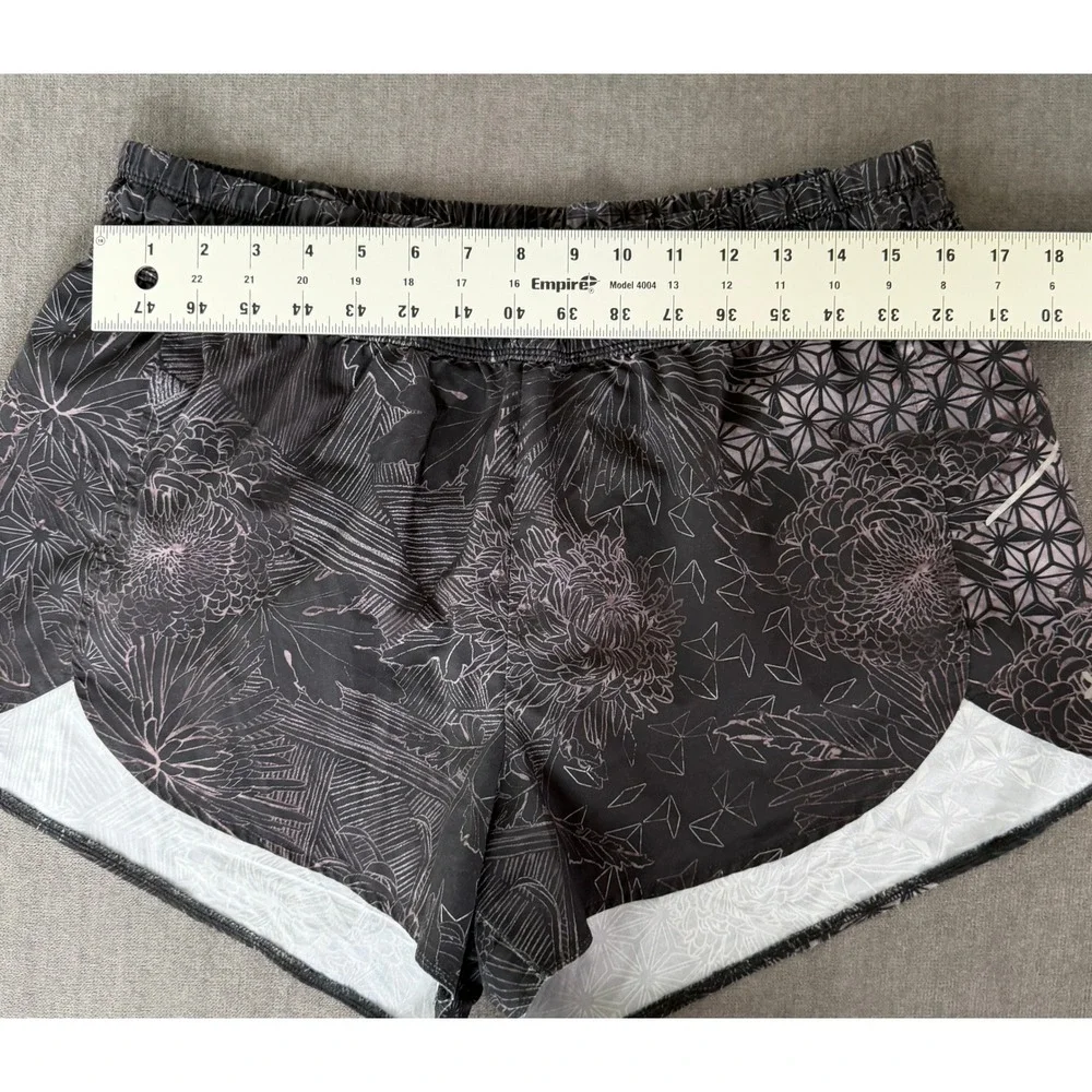 All‎ in Motion Womens XL Black Floral Geometric Running Shorts Built-in Liner